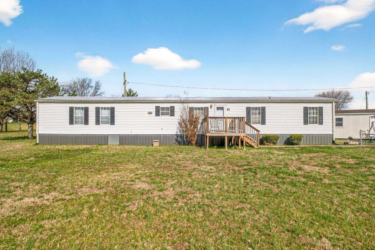 216 Blue Well Rd, Lebanon, TN 37090 Main Photo