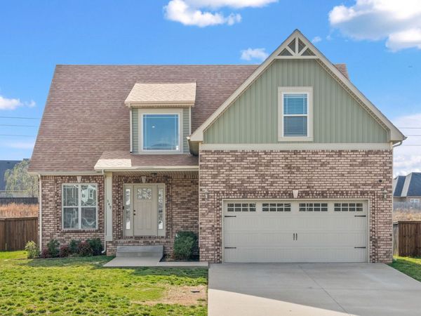 349 Rye Dr, Clarksville, TN 37043