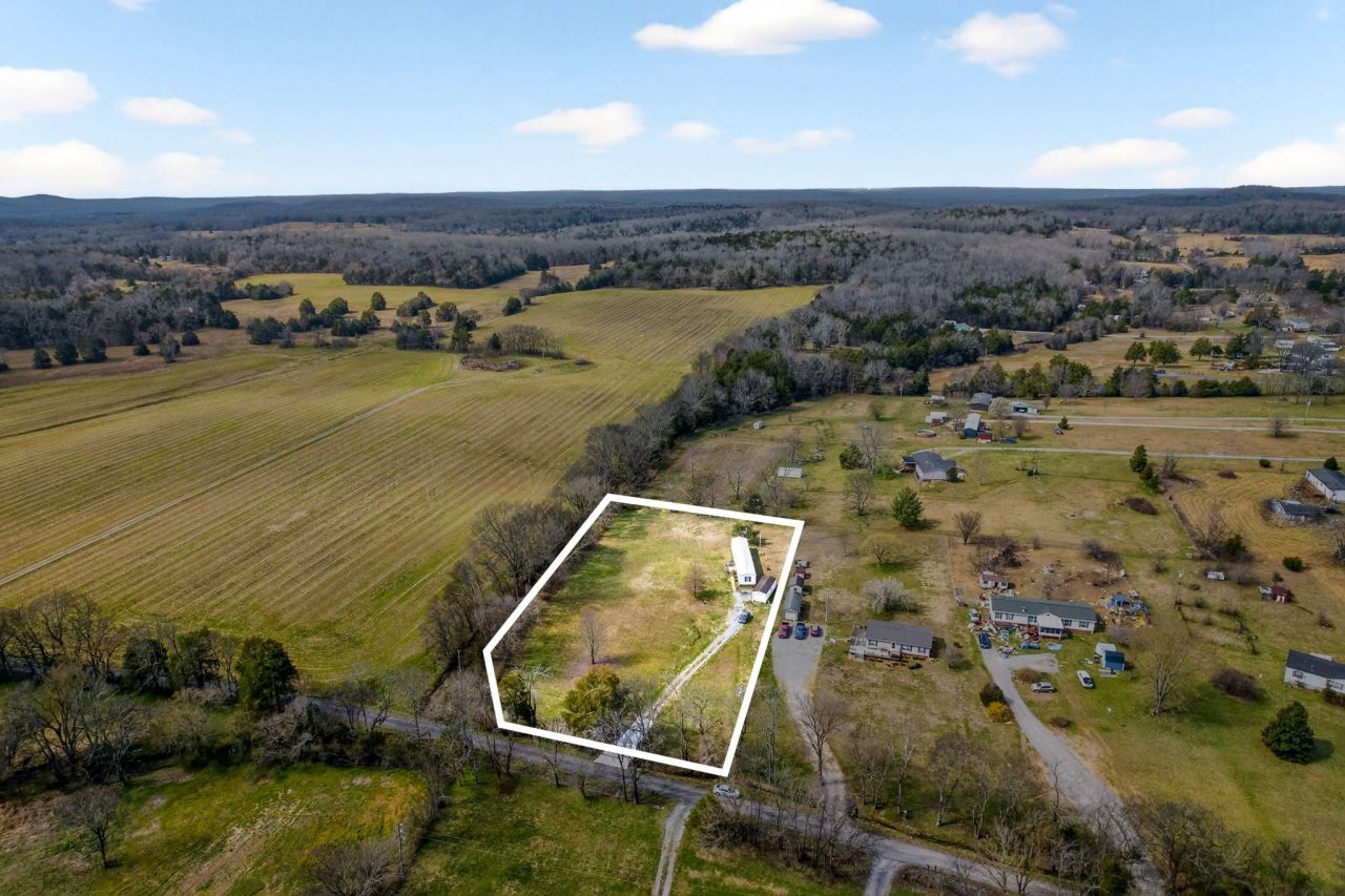 216 Blue Well Rd, Lebanon, TN 37090 Main Photo