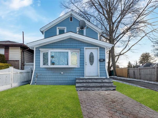 296 Harvard Street , Hempstead, NY 11550