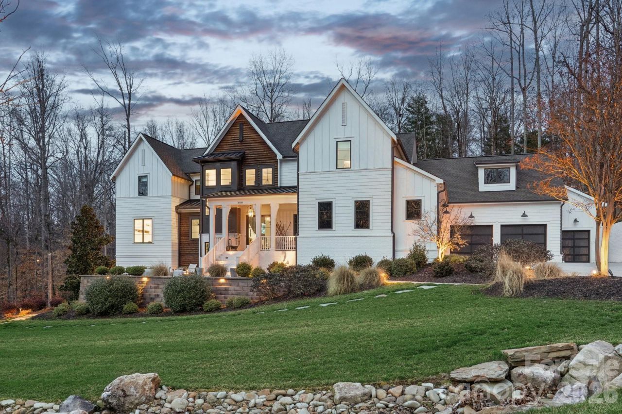 16610 Reinsch Drive, Davidson, NC 28036 Main Photo