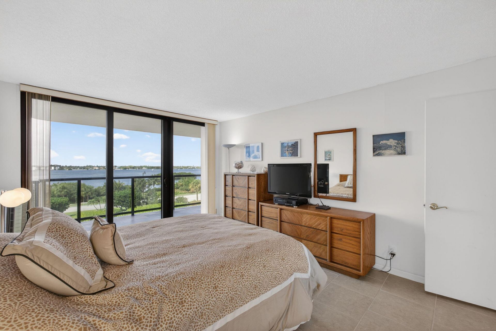 3440 S Ocean Boulevard, Unit 406s, Palm Beach, FL 33480 Photo