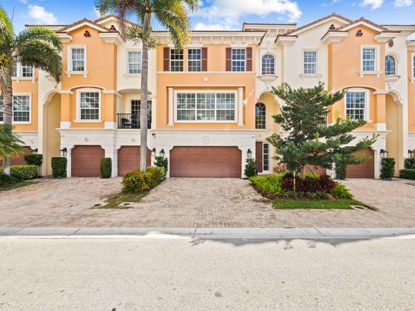 5580 NE Trieste Terrace, Boca Raton, FL 33487