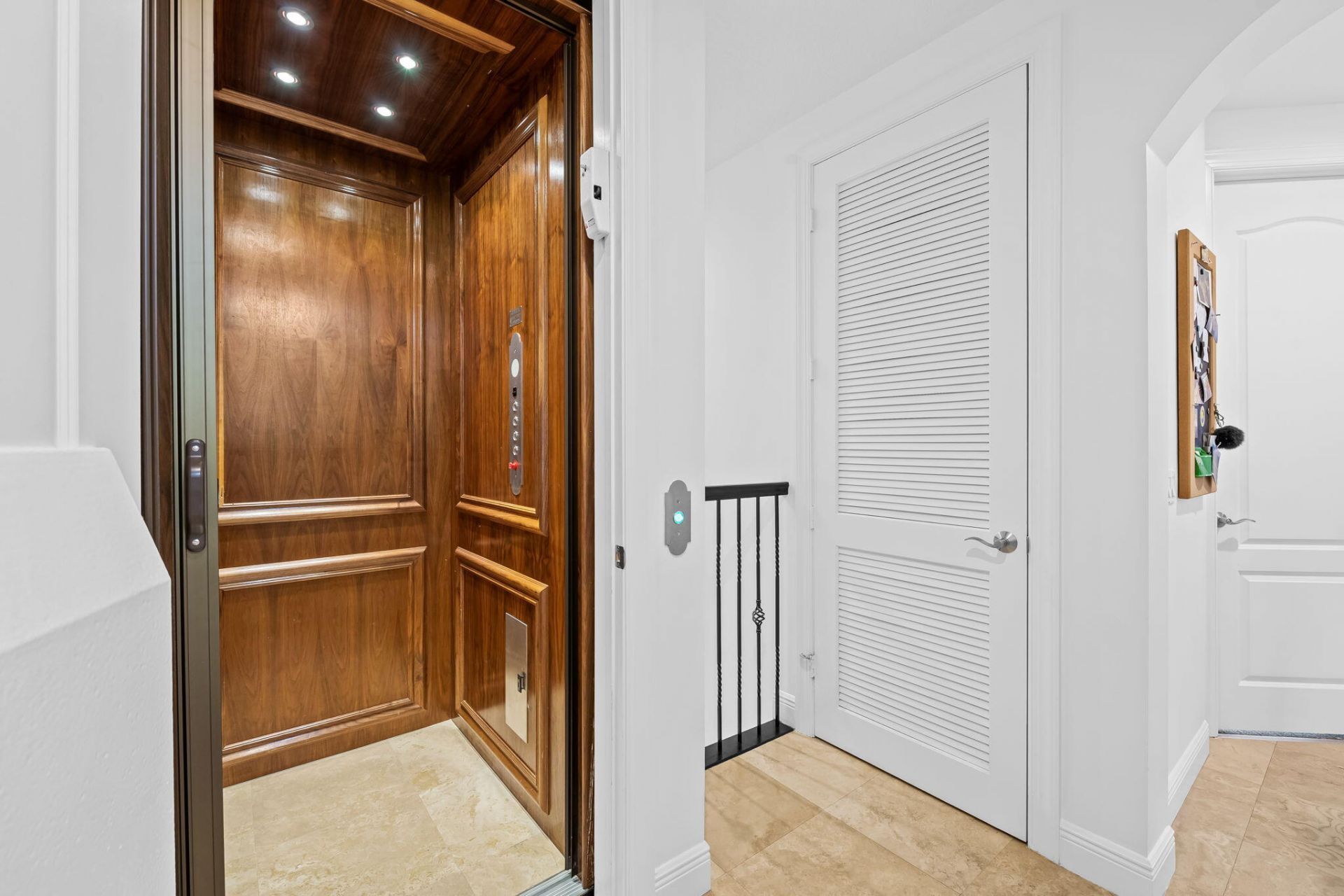 5580 NE Trieste Terrace, Boca Raton, FL 33487 Photo