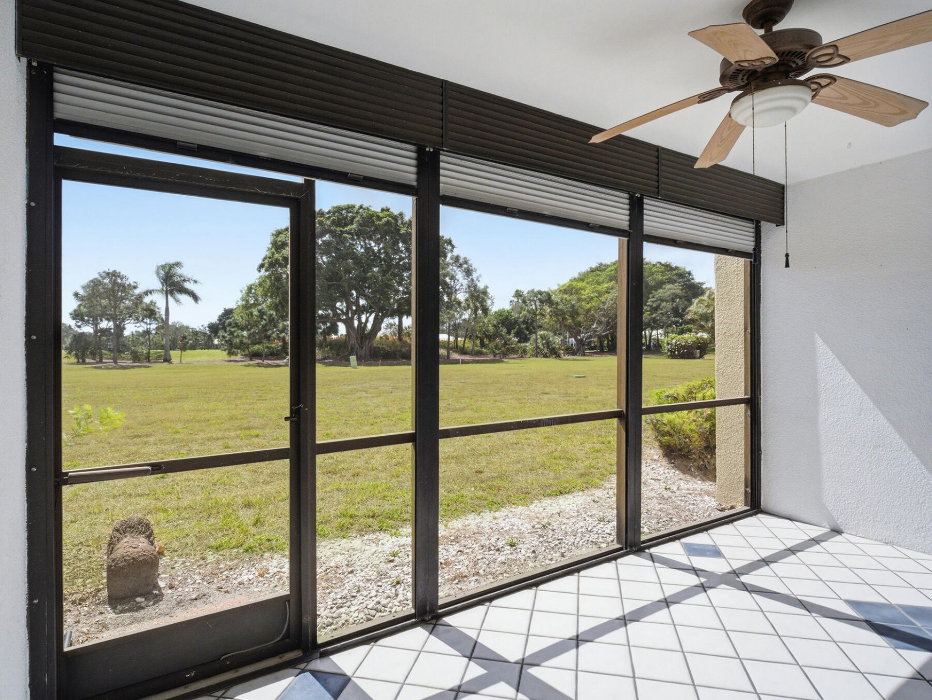 5390 Woodland Lakes Drive, Unit 104, Palm Beach Gardens, FL 33418 Photo