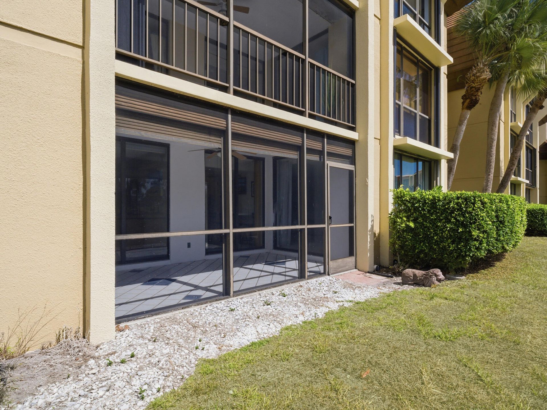 5390 Woodland Lakes Drive, Unit 104, Palm Beach Gardens, FL 33418 Photo