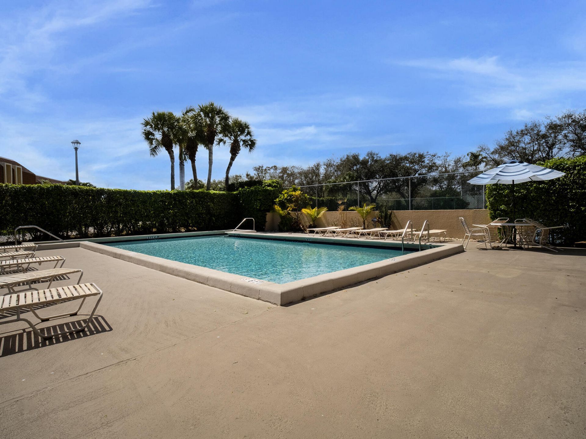 5390 Woodland Lakes Drive, Unit 104, Palm Beach Gardens, FL 33418 Photo