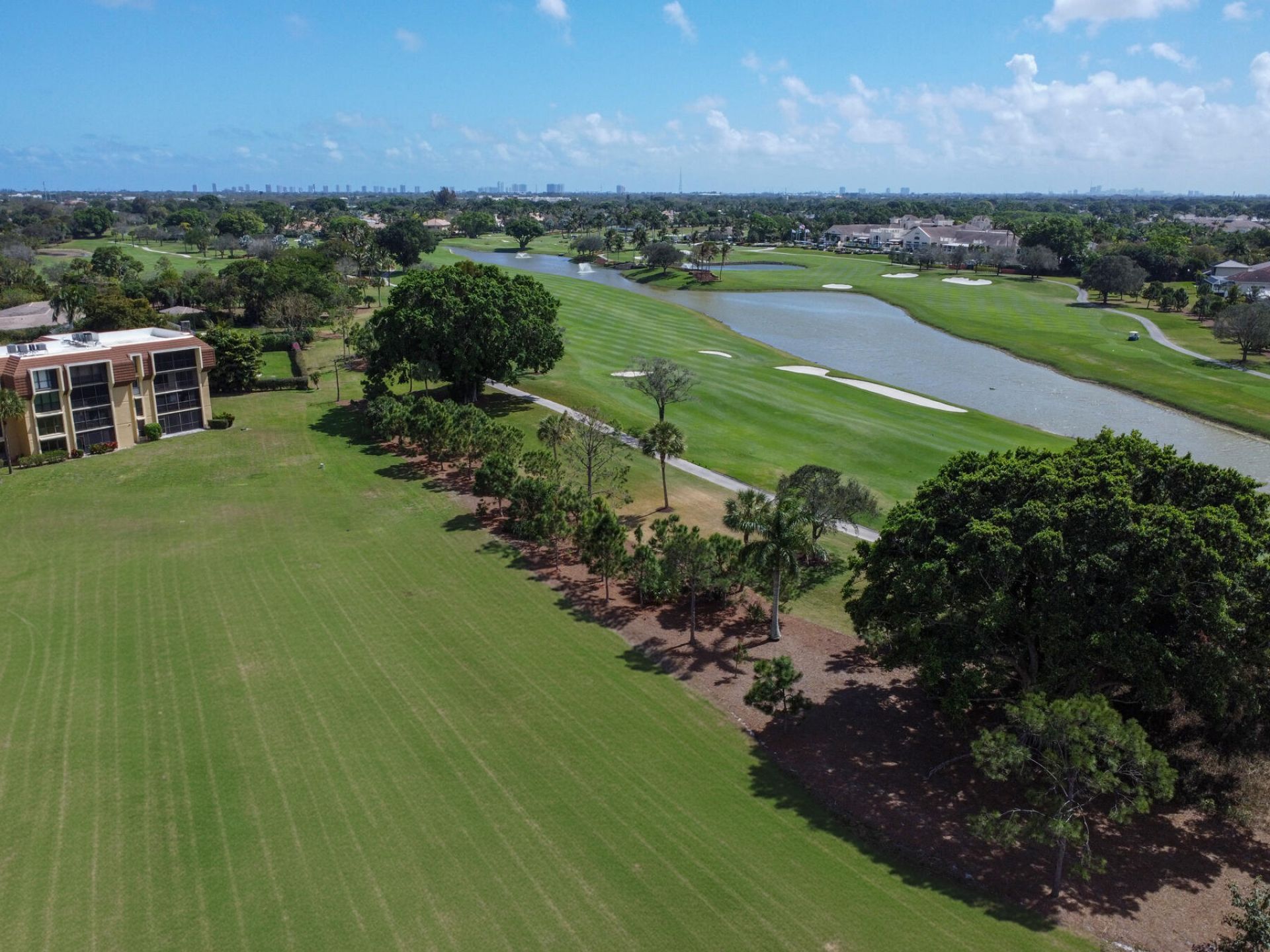 5390 Woodland Lakes Drive, Unit 104, Palm Beach Gardens, FL 33418 Photo