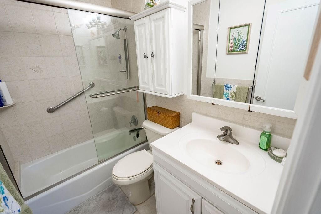 2100 NE 38th Street, Unit 229, Lighthouse Point, FL 33064 Photo