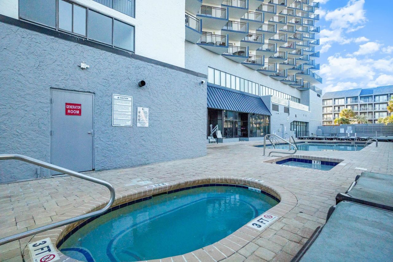 2001 S Ocean Blvd. Photo 29