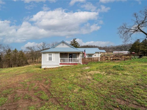1262 N 59 Highway, Gravette, AR 72768