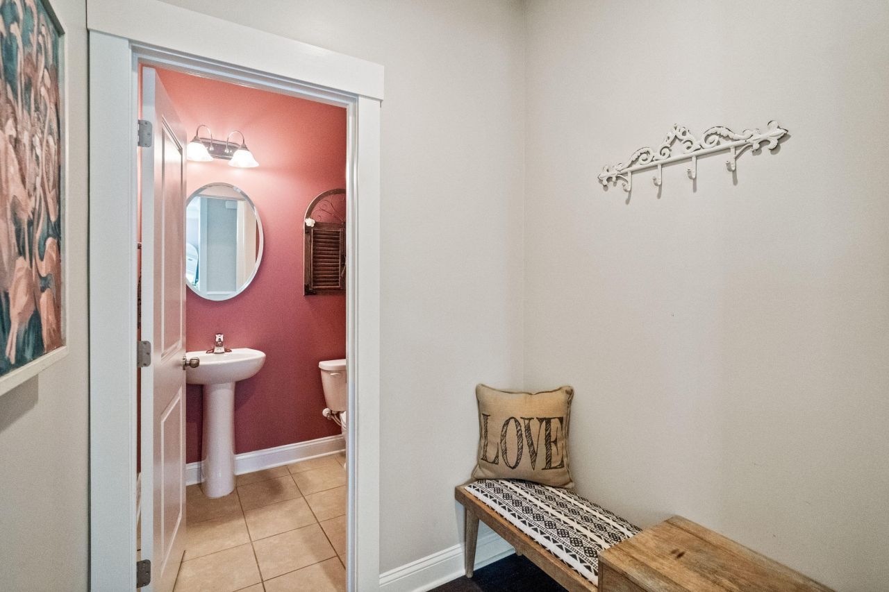 2698 Rutherford Way Photo 18