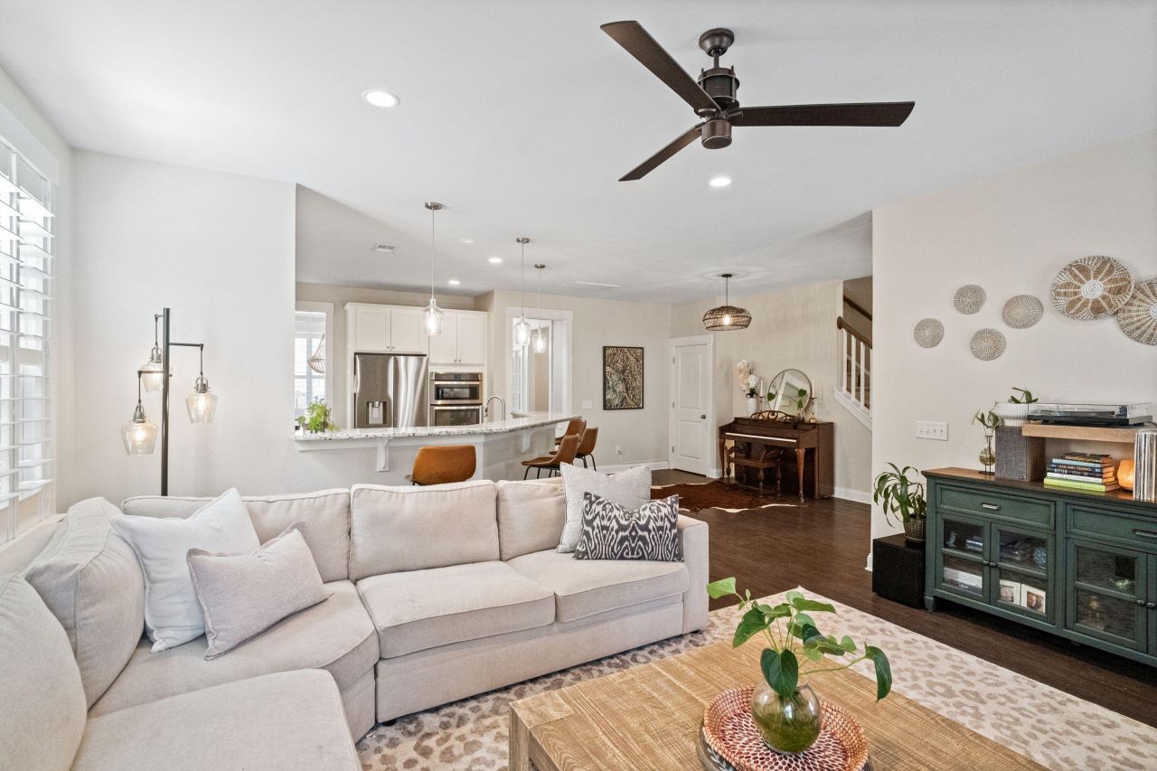 2698 Rutherford Way Photo 28