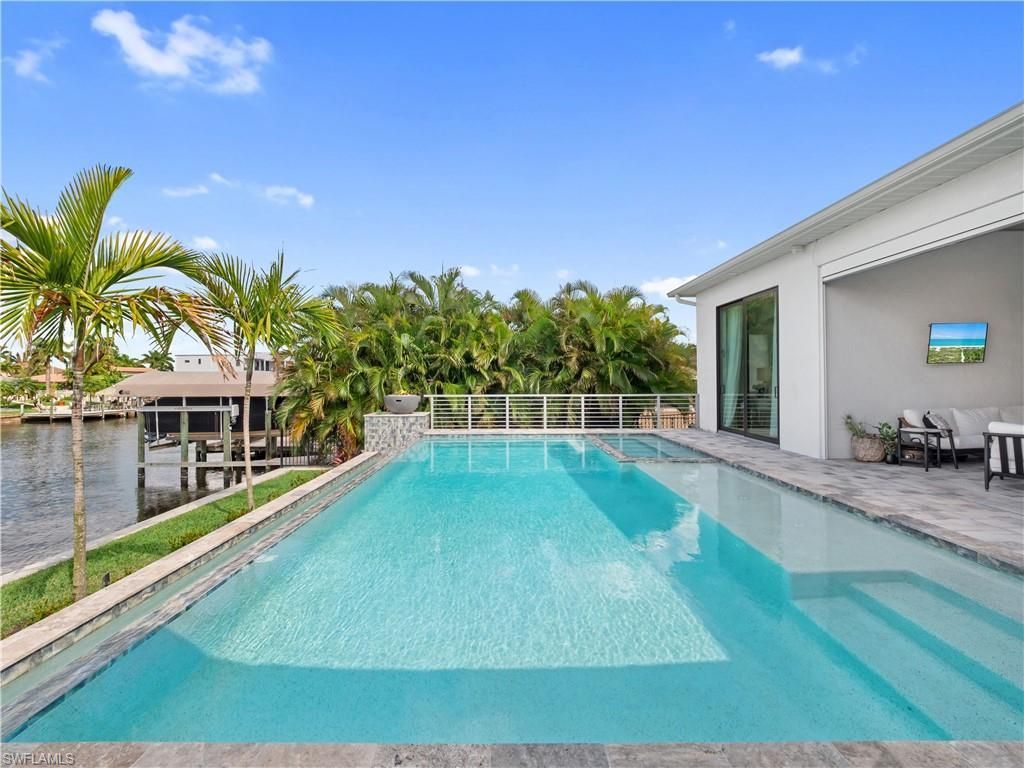 1021 Lucerne Ave, Cape Coral, FL 33904 Photo
