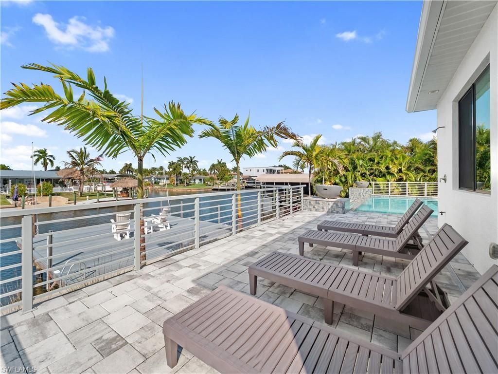1021 Lucerne Ave, Cape Coral, FL 33904 Photo