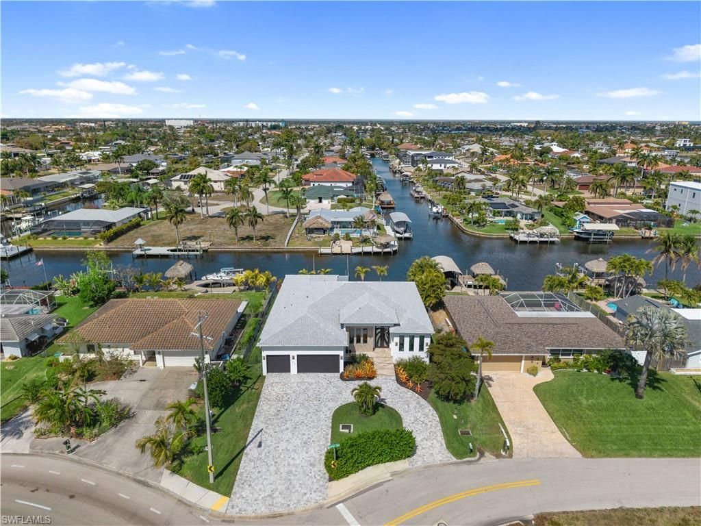 1021 Lucerne Ave, Cape Coral, FL 33904 Photo