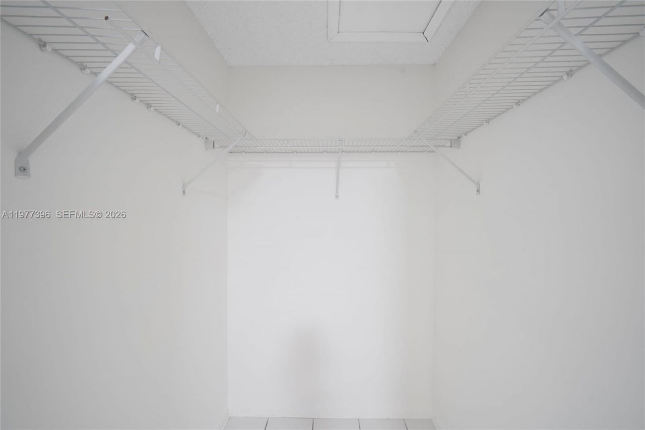 6041 W 24th Ave , Unit B-202, Hialeah, FL 33016 Photo