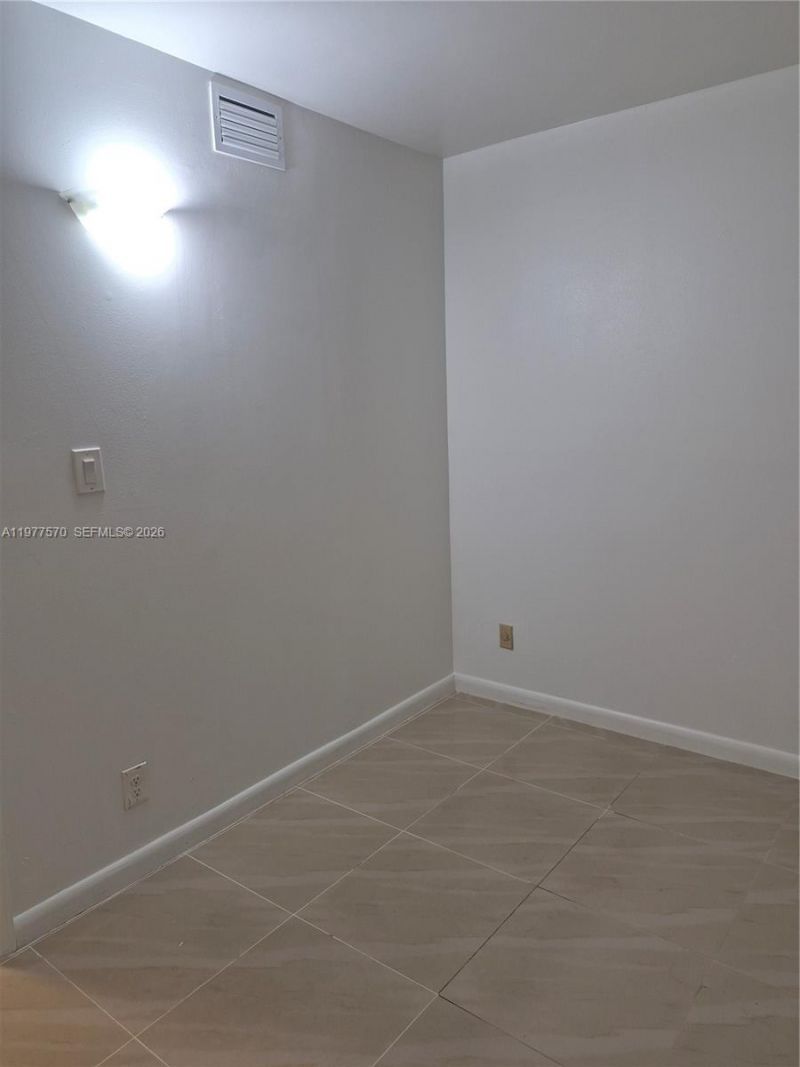 8300 Sands Point Blvd, Unit K106, Tamarac, FL 33321 Photo