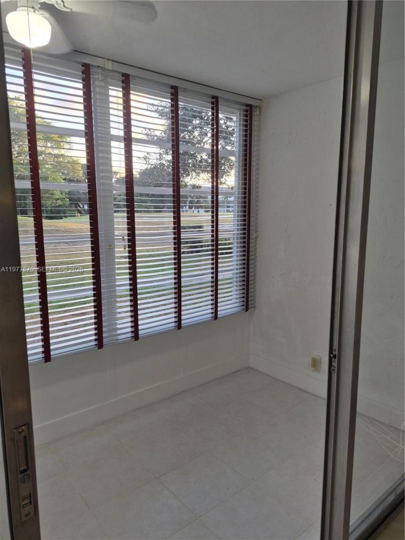 8300 Sands Point Blvd, Unit K106, Tamarac, FL 33321 Photo