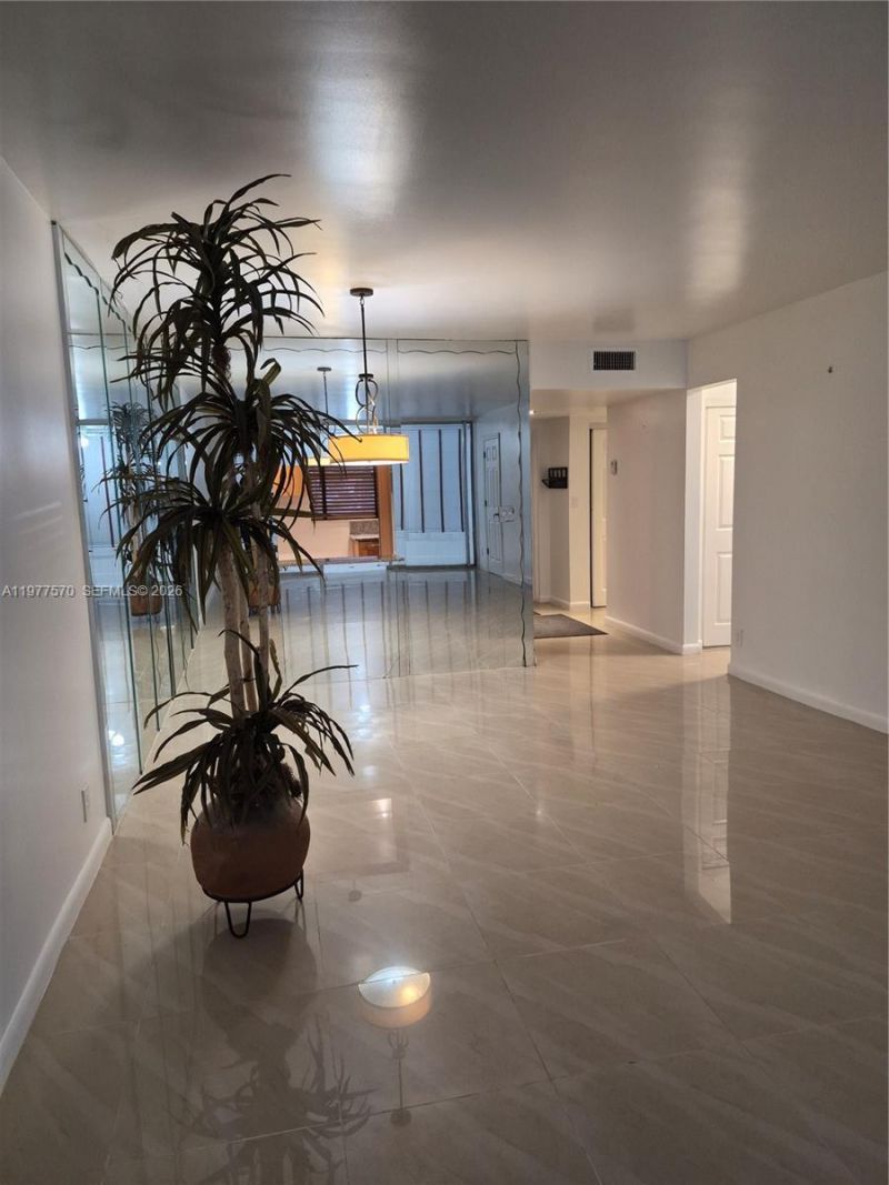 8300 Sands Point Blvd, Unit K106, Tamarac, FL 33321 Photo