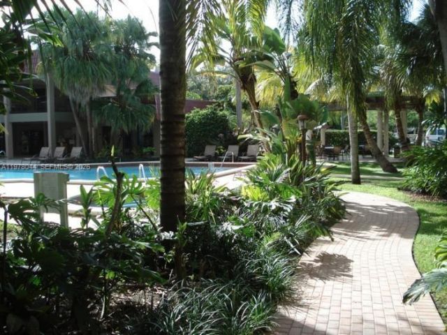 9301 SW 92nd Ave , Unit 207C, Miami, FL 33176 Photo