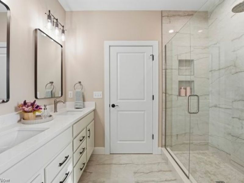 911 Dogwood Drive, Hubbard, OH 44425 Photo 20