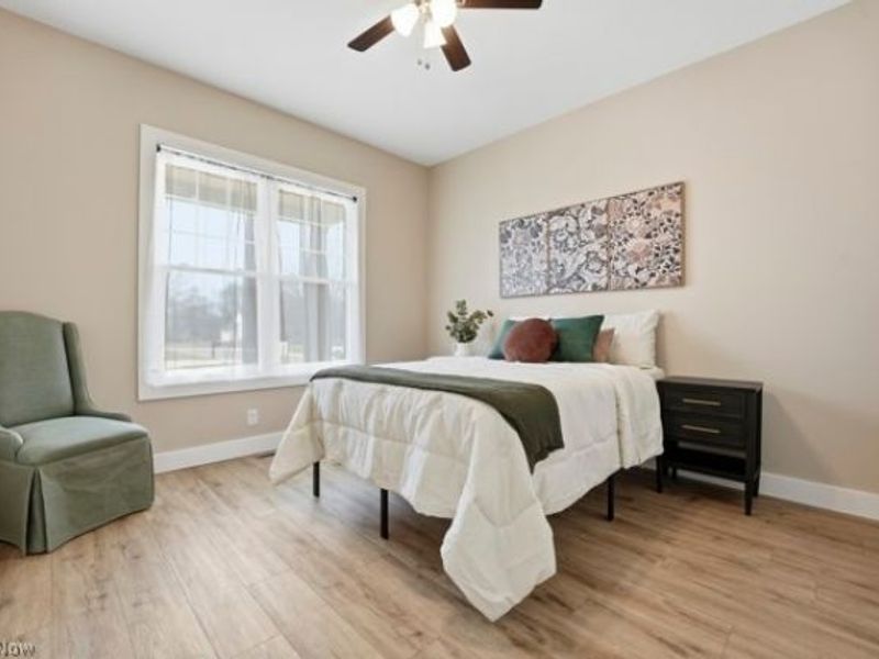 911 Dogwood Drive, Hubbard, OH 44425 Photo 21