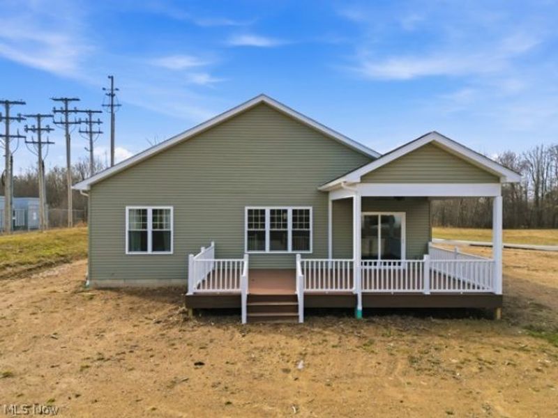 911 Dogwood Drive, Hubbard, OH 44425 Photo 31