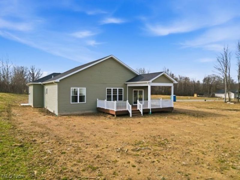 911 Dogwood Drive, Hubbard, OH 44425 Photo 32