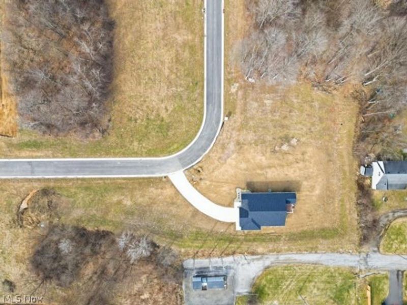 911 Dogwood Drive, Hubbard, OH 44425 Photo 33