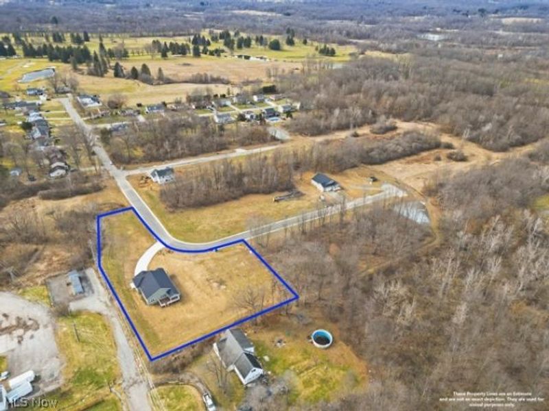 911 Dogwood Drive, Hubbard, OH 44425 Photo 40