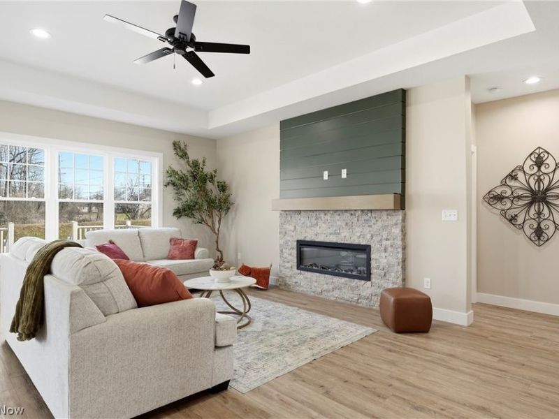 911 Dogwood Drive, Hubbard, OH 44425 Photo 5