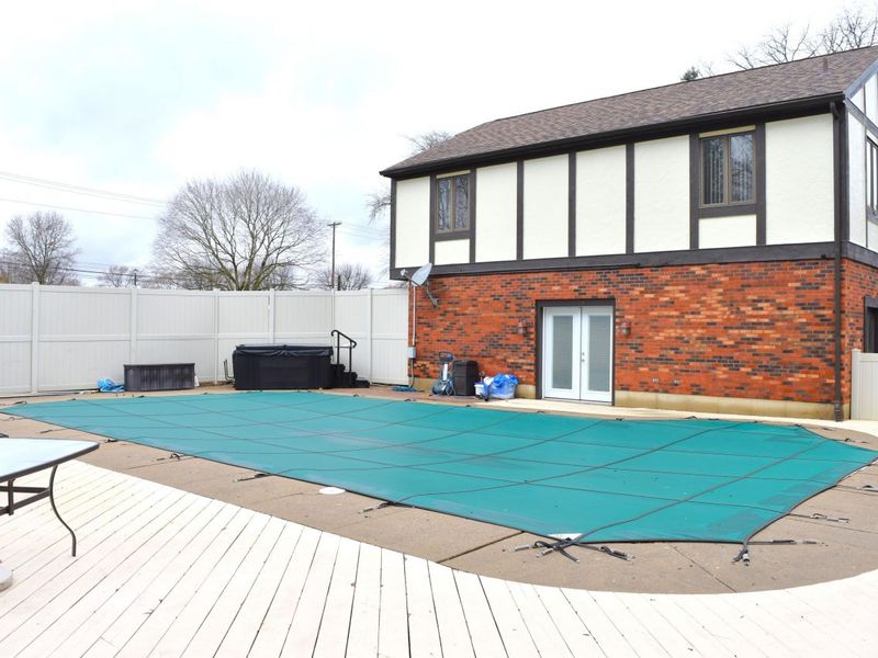 315 N Sunset Drive, Piqua, OH 45356 Photo 3