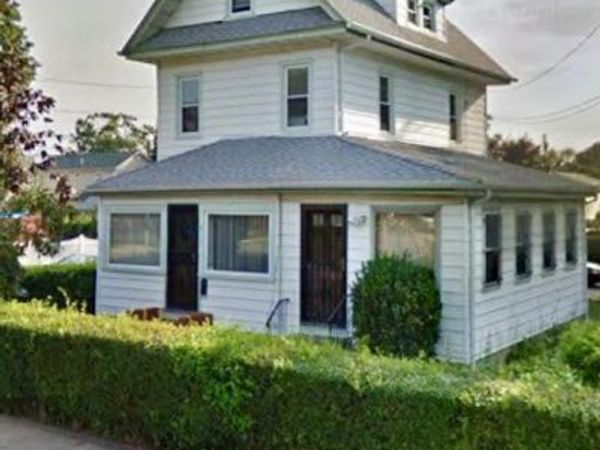 217 Bennett Avenue, Hempstead, NY 11550