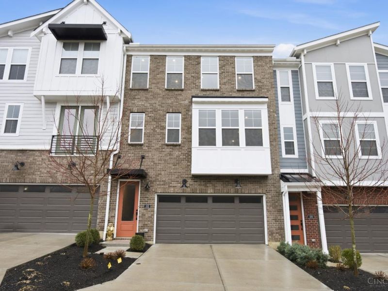 102 Blossom View Drive, Loveland, OH 45140 Photo 1