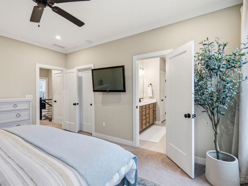 102 Blossom View Drive, Loveland, OH 45140 Photo 14