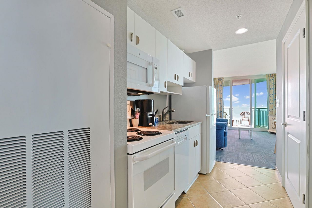 300 N Ocean Blvd. Photo 10