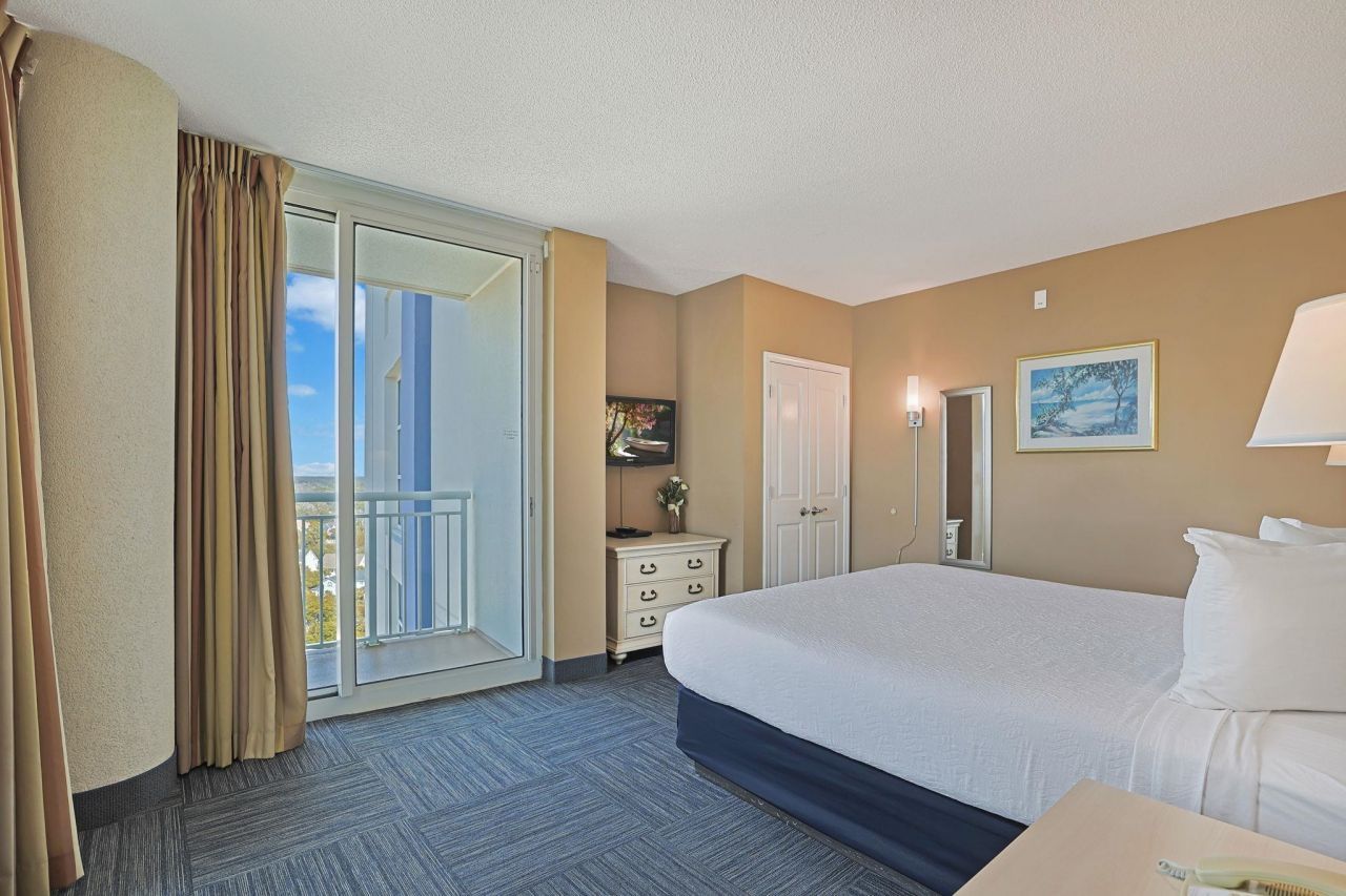 300 N Ocean Blvd. Photo 11