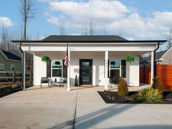 146 Eno Rd , Dickson, TN 37055