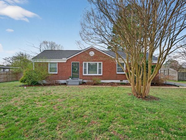 212 Crestland Dr, Columbia, TN 38401