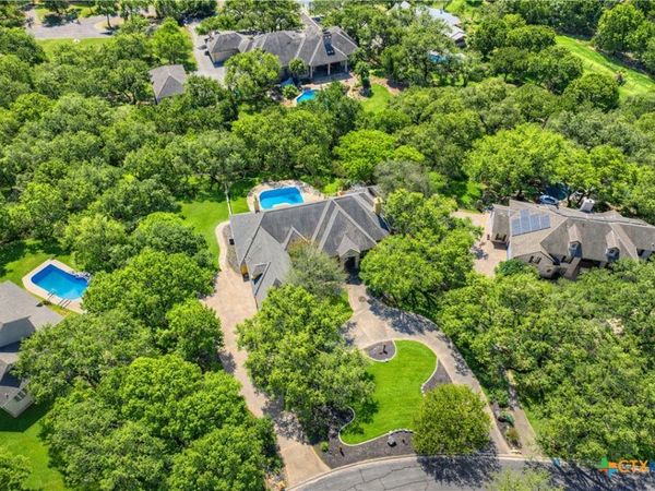 9752 Trophy Oaks Drive , San Antonio, TX 78266