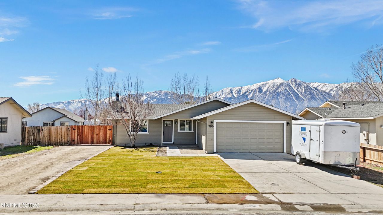 786 Hornet Drive, Gardnerville, NV 89460 Photo