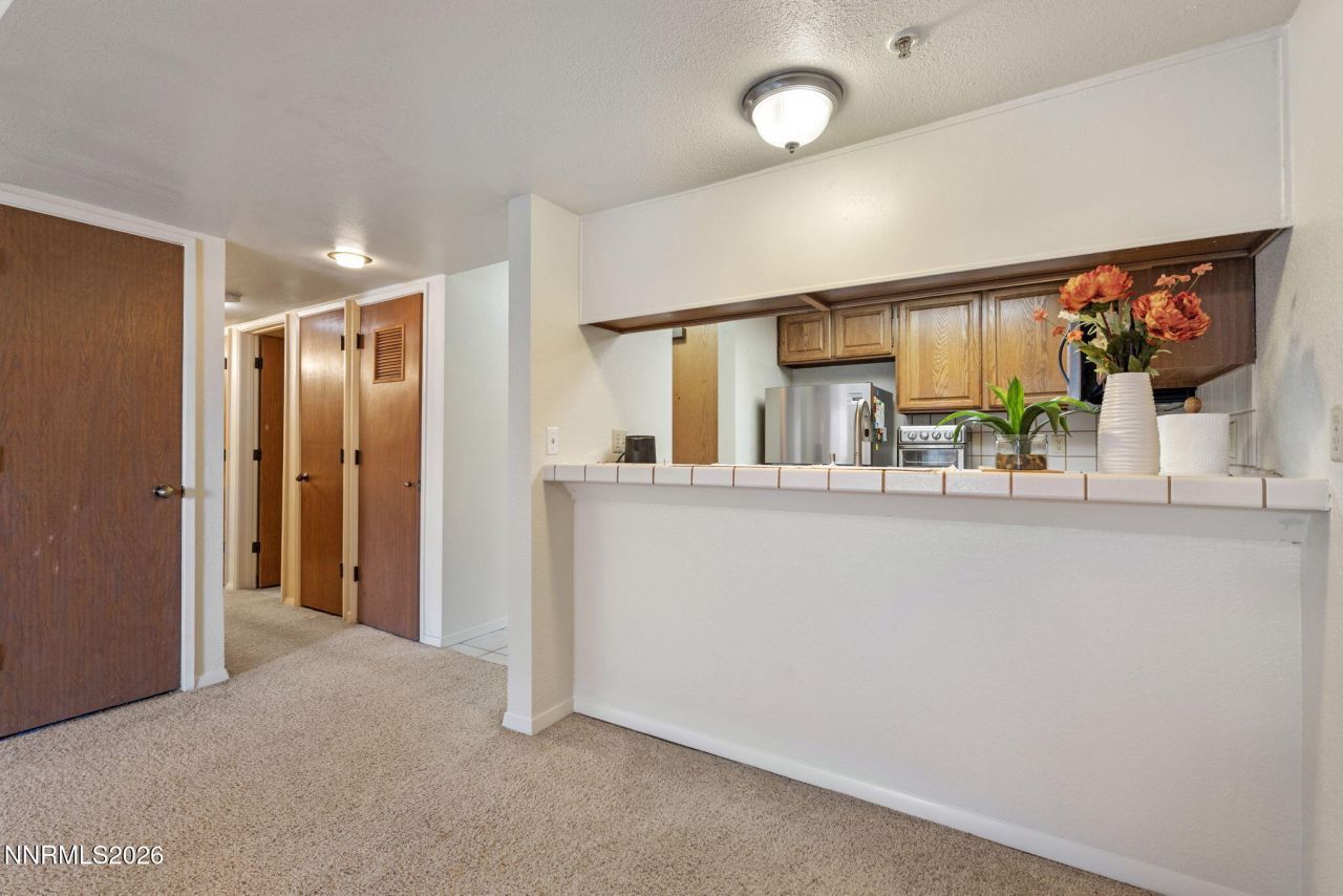 3095 Lakeside Drive, Reno, NV 89509 Photo