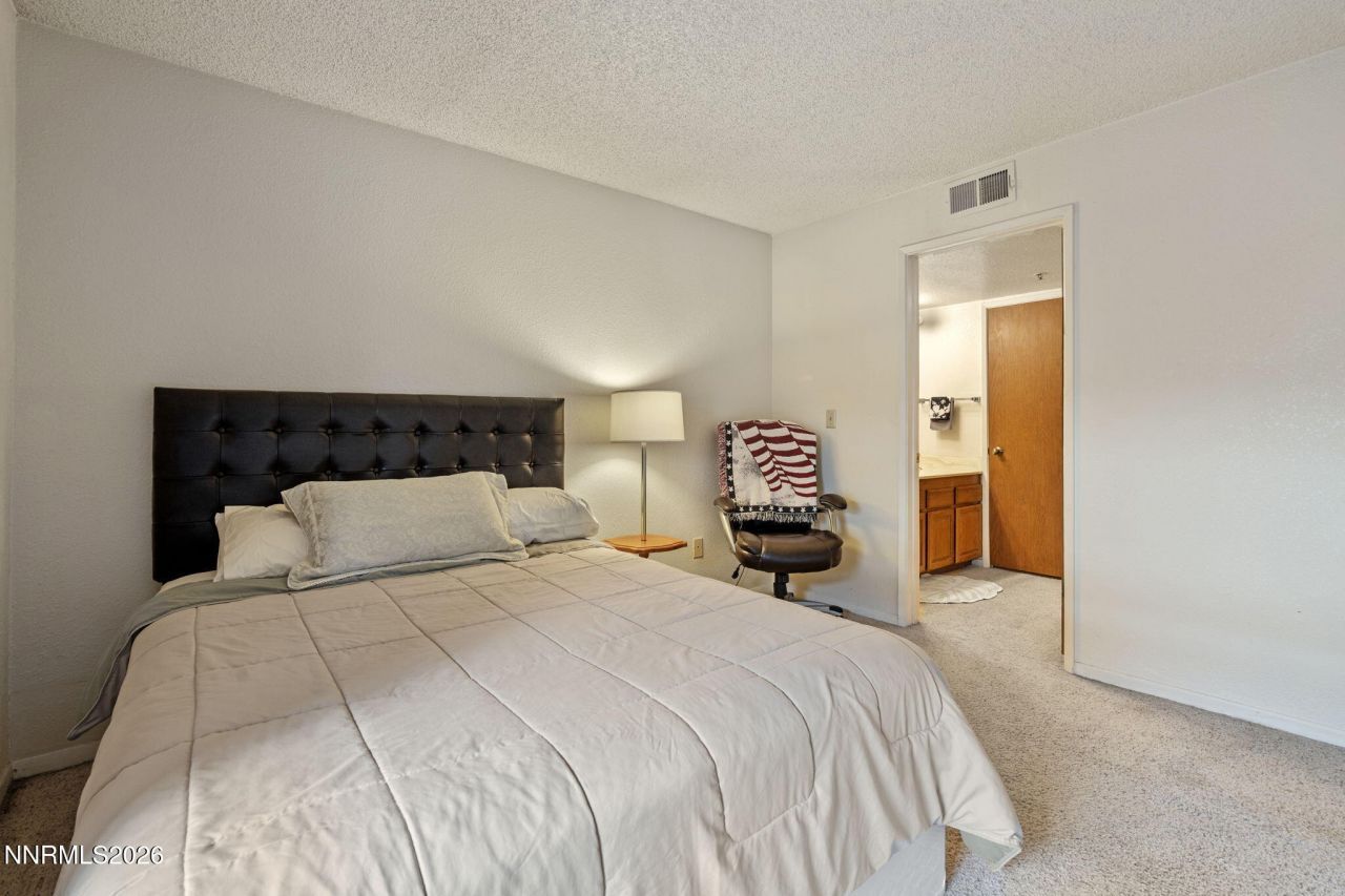 3095 Lakeside Drive, Reno, NV 89509 Photo