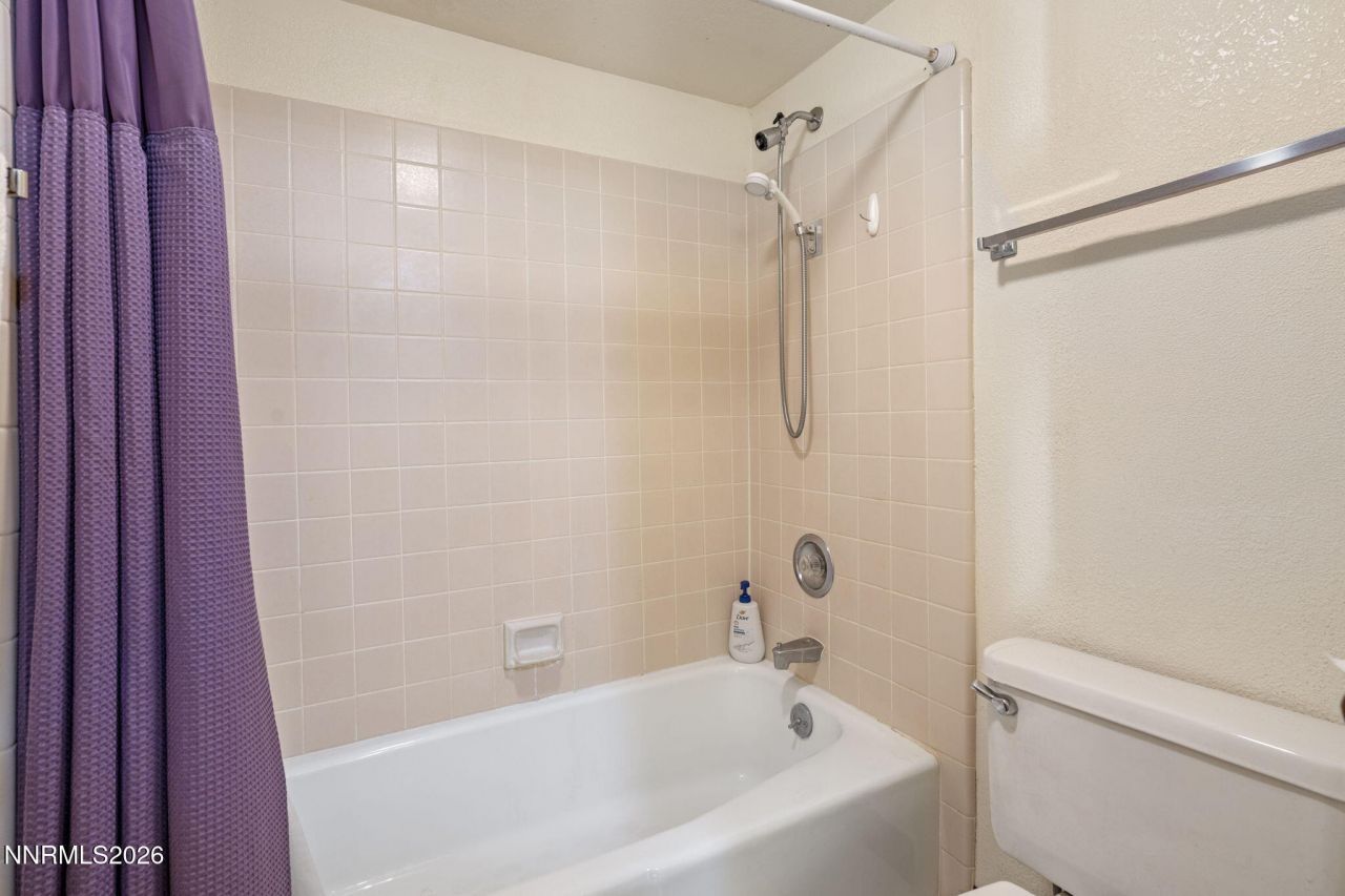 3095 Lakeside Drive, Reno, NV 89509 Photo