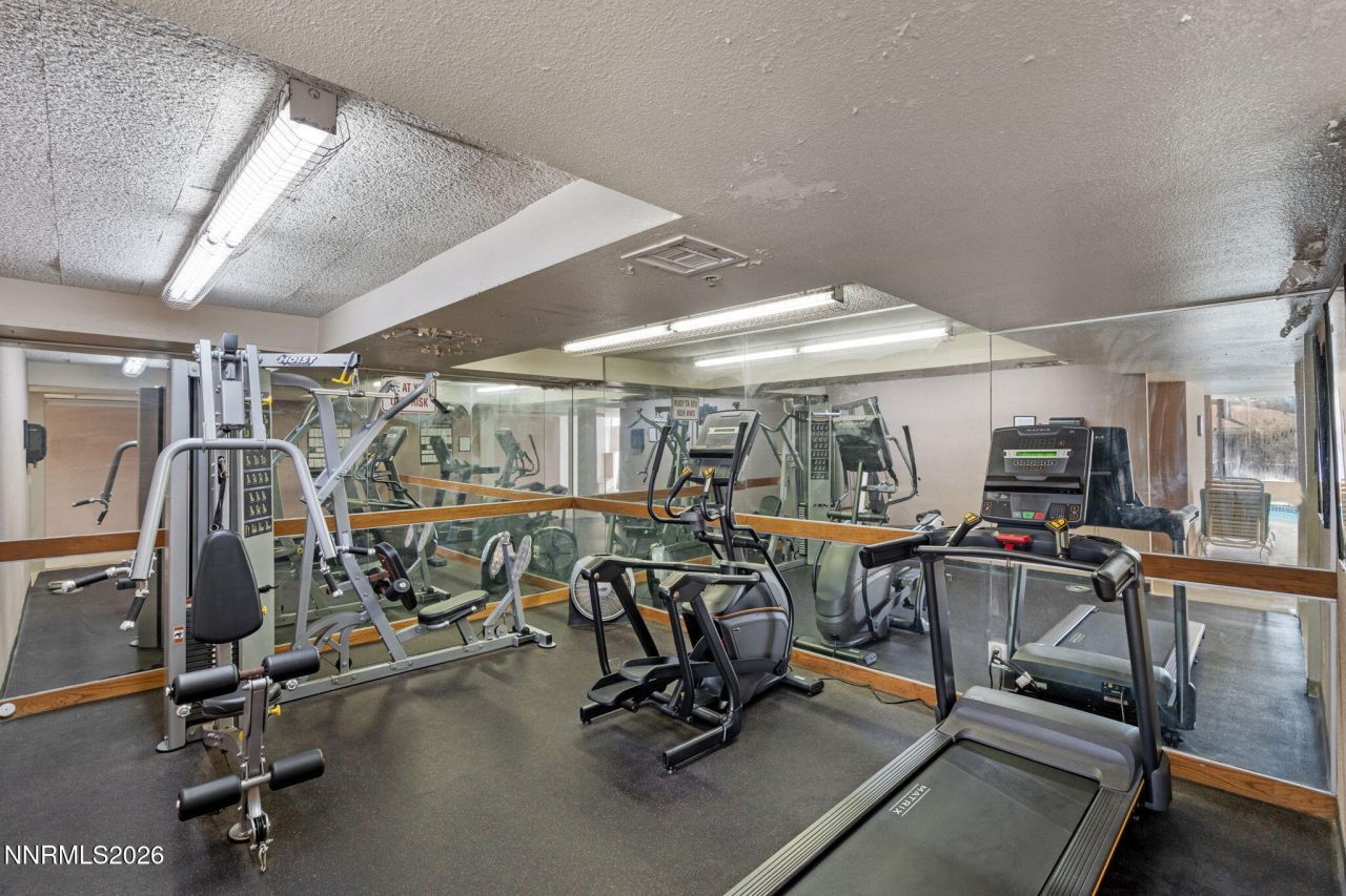 3095 Lakeside Drive, Reno, NV 89509 Photo