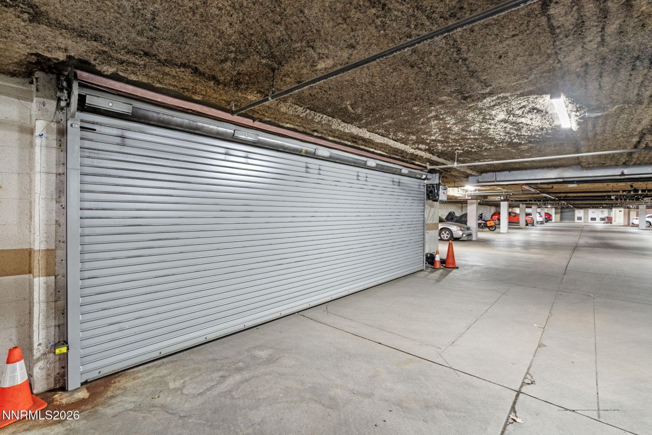 3095 Lakeside Drive, Reno, NV 89509 Photo