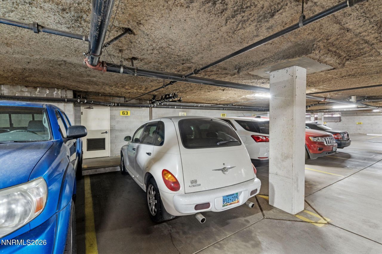 3095 Lakeside Drive, Reno, NV 89509 Photo