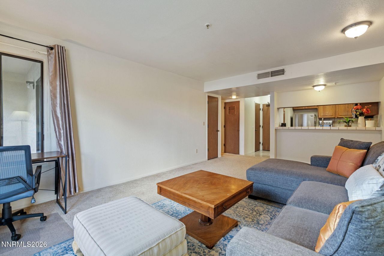 3095 Lakeside Drive, Reno, NV 89509 Photo