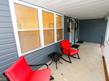 319 WEST CIRCLE, Unit B, BRISTOL, PA 19007